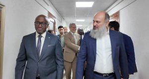 Minisitiri Nduhungirehe yaganiriye na Minisitiri w’Ubucuruzi wa Pakistan