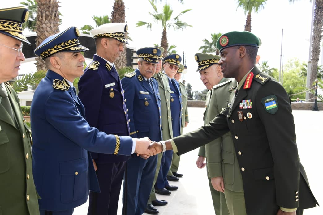 Gen. Muganga Mubarakh ari mu ruzinduko rw’akazi muri Algeria