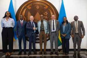 Perezida Kagame yaganiriye na McCormick ku mahirwe ari mu bucukuzi bw’amabuye y’agaciro