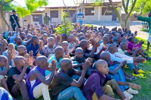 Abari mu igororero rya Ruhango biyemeje gukura amaboko mu mifuka bagakora