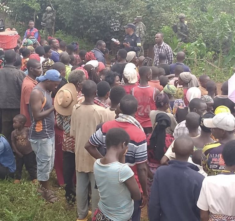 Rusizi: Yasanzwe yishwe urubozo hafatwa abarimo umugore we n’abana babyaranye 