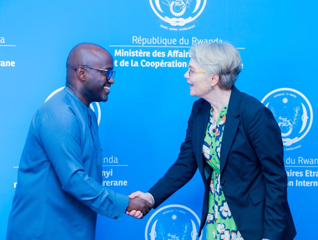 Amb Nduhungirehe yakiriye intumwa idasanzwe ya Denmark
