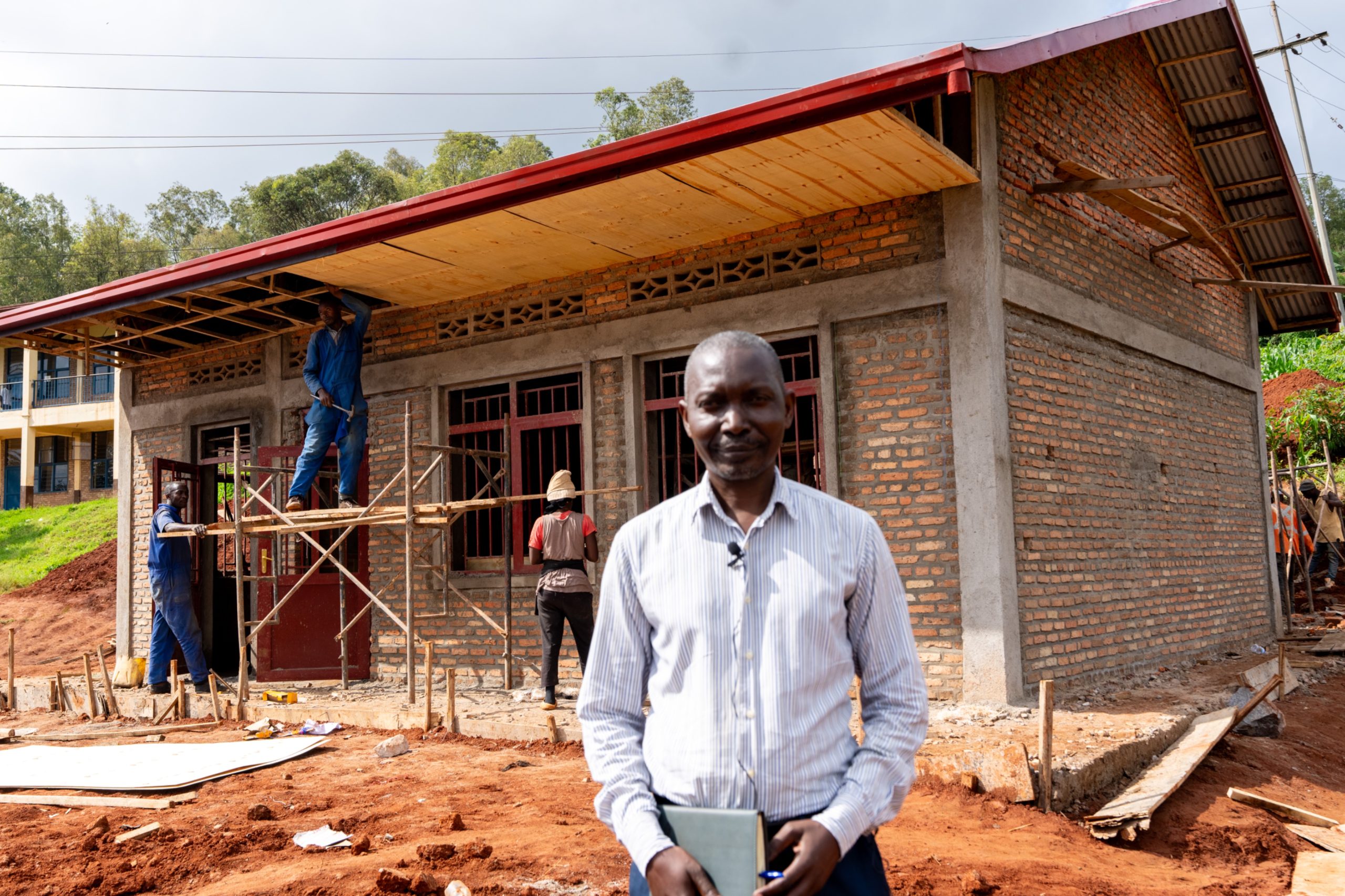 Kwibohora 31: Ingabo na Polisi by’u Rwanda barimbanyije kubaka ECDs