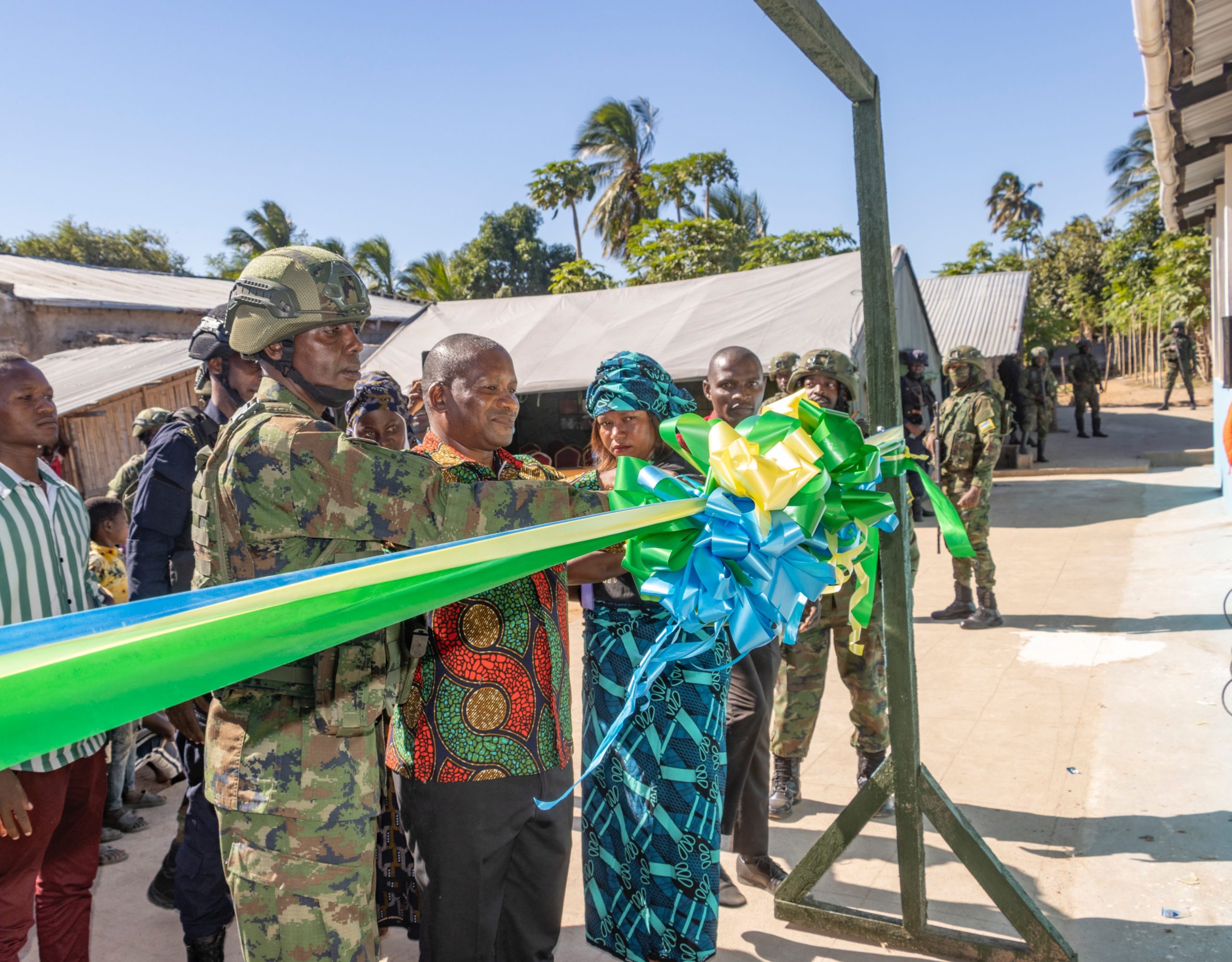 Mozambique: Inzego z’umutekano z’u Rwanda zashyikirije isoko zubakiye abaturage