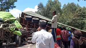 Kamonyi: Abaturage banenga bamwe muri bagenzi babo bacuza abakoze impanuka