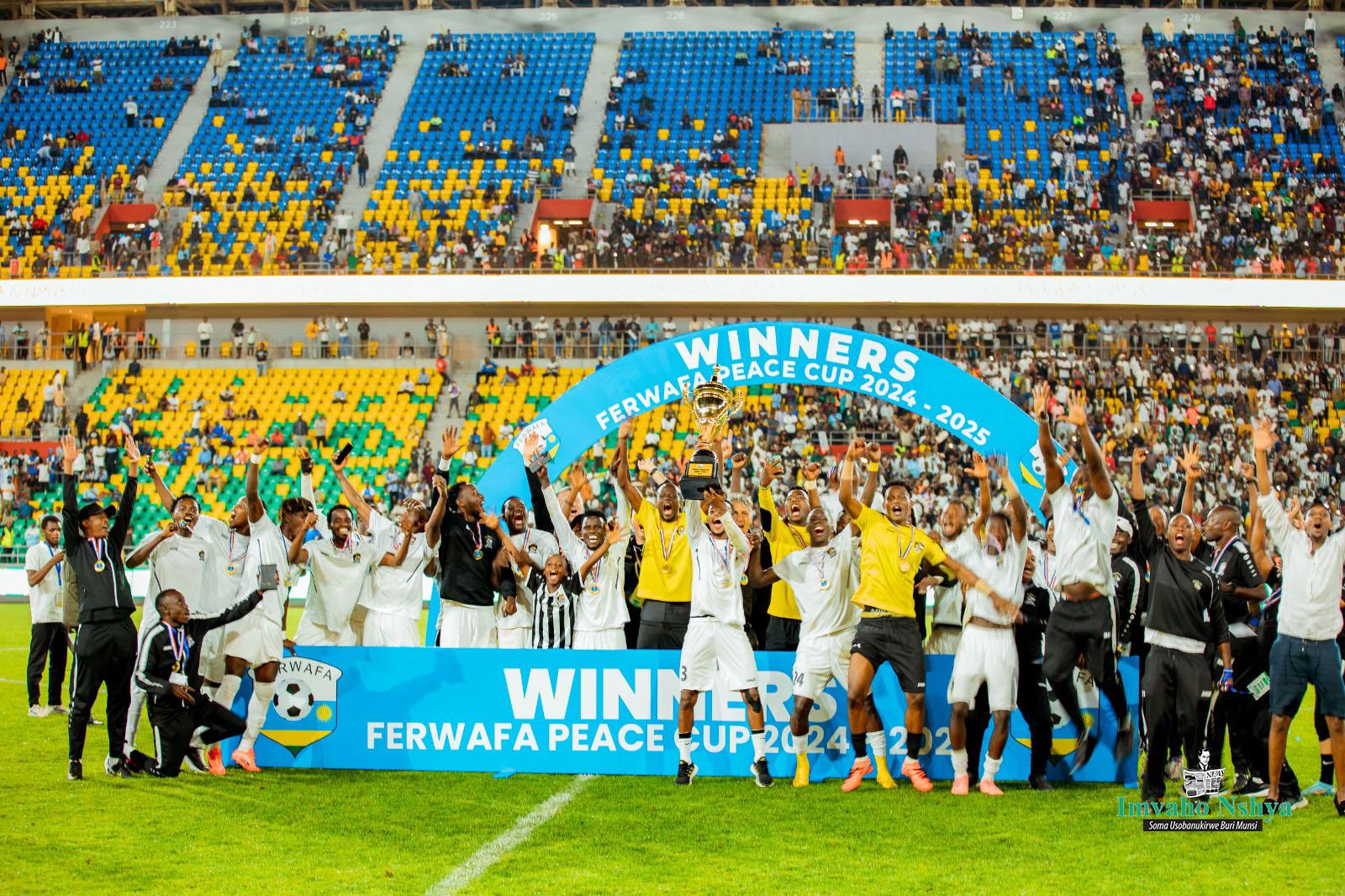 APR FC yatsinze Rayon Sports yegukana Igikombe cy’Amahoro (Amafoto)