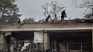 U Burusiya bwongeye kugaba ibitero muri Ukraine bari bumvikanye agahenge