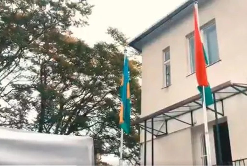 Minisitiri Nduhungirehe mu ruzinduko rw’iminsi 2 muri Hongiriya