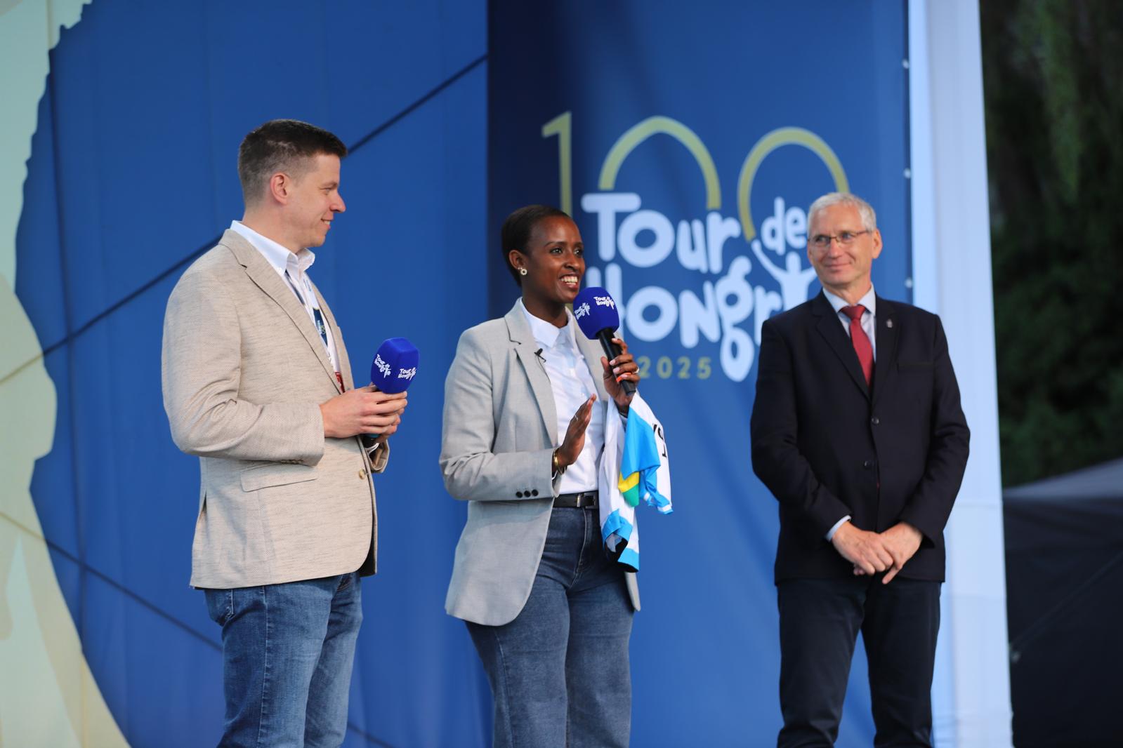 Abo muri Hongiriya bararikiwe kuzakurikira shampiyona y’Isi y’amagare itegerejwe i Kigali  