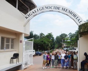 Abasuye inzibutso barenze 50% umwaka ushize ugereranyije n’uwa 2022