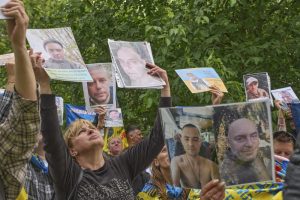 U Burusiya bwahaye Ukraine imirambo irenga 1000 y’abasirikare baguye ku rugamba