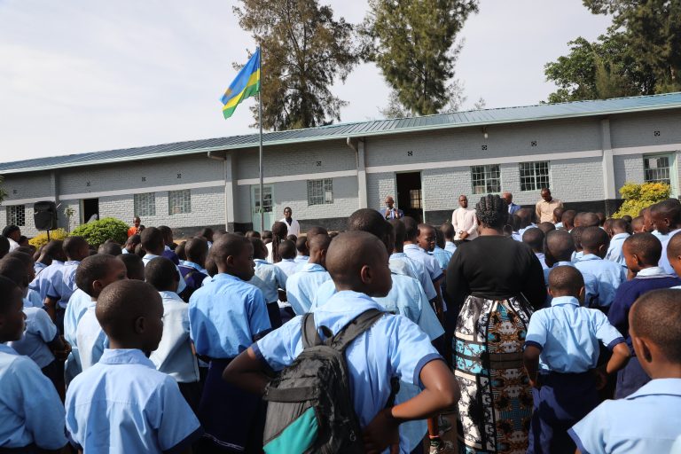 REB yateguye ibiganiro bikumira imyitwarire idahwitse mu mashuri