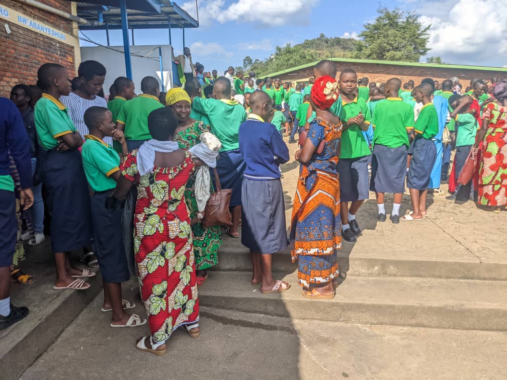 Nyamasheke: Muri GS Umucyo Karengera babangamiwe no kutagira ibibuga bakiniraho