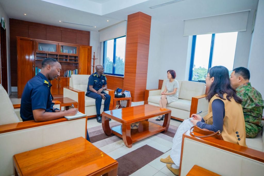 Polisi y’u Rwanda yagiranye ibiganiro n’Ambasade y’u Bushinwa mu Rwanda