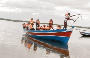 Mozambique: Inzego z’Umutekano z’u Rwanda zahaye abaturage ubwato&nbsp;