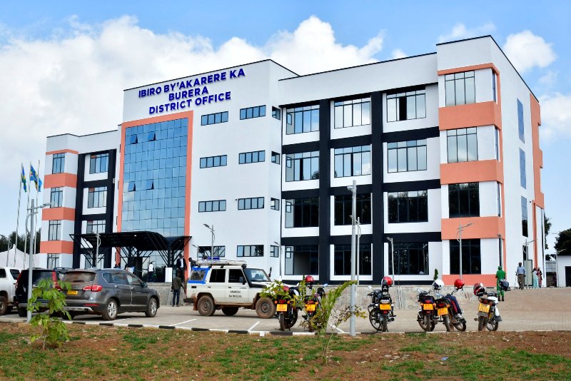 Burera: Kutagira icyanya cy’inganda bidindiza iterambere
