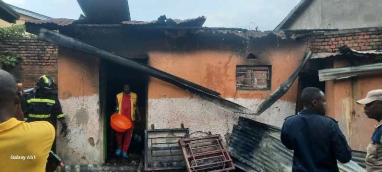 Musanze: Inzu yafashwe n’inkongi, ibikoresho byose byarimo birakongoka