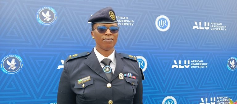 SP Uwamahoro yinjiye igipolisi abavandimwe bazi ko atazabibasha ariko agera ku nzozi ze