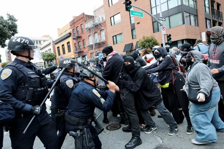 USA: Imyigaragambyo y’abimukira i Los Angeles yafashe indi ntera
