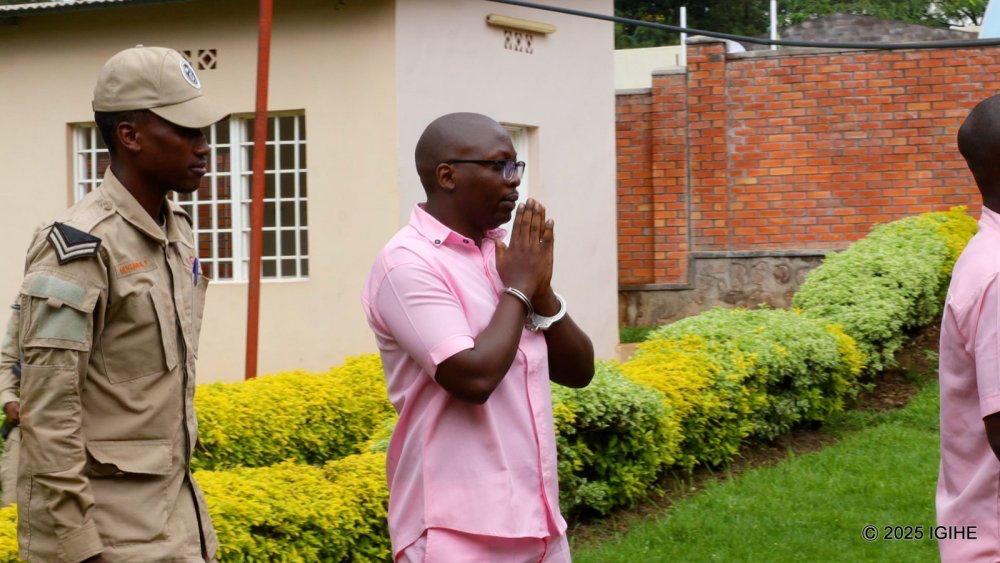 Fatakumavuta yakatiwe igifungo cy’imyaka ibiri n’amezi atandatu