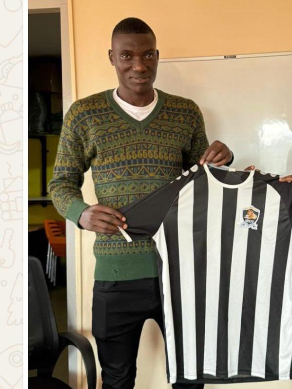 APR FC yasinyishije Ronald Ssekiganda