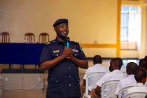 Polisi yasabye abanyeshuri kwirinda ingeso n’ibyaha mu gihe cy’ibiruhuko