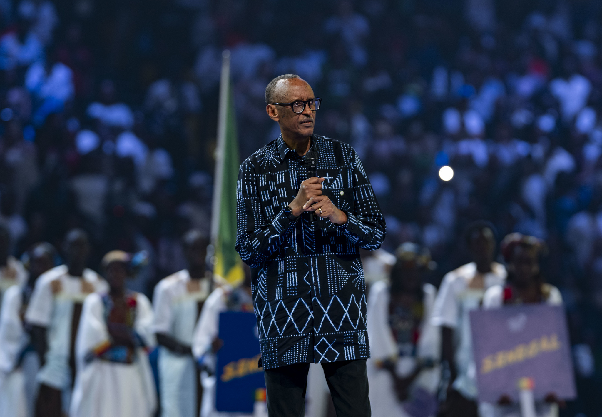 Perezida Paul Kagame yasabye urubyiruko rw’Afurika kwigirira icyizere