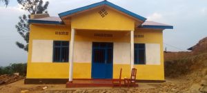 Rusizi:  FPR- Inkotanyi yubakiye uwarokotse Jenoside inzu ya miliyoni 18 Frw 