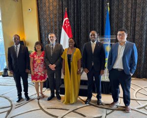 Amb Uwihanganye yashimiwe kwimakaza umubano w’u Rwanda na Singapore