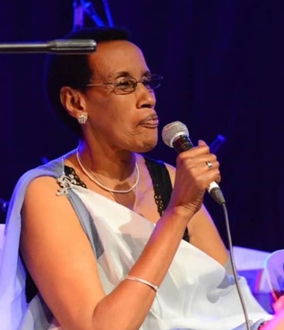 Mariya Yohana yahishuye icyamukomeje nyuma yo kubura abana bose