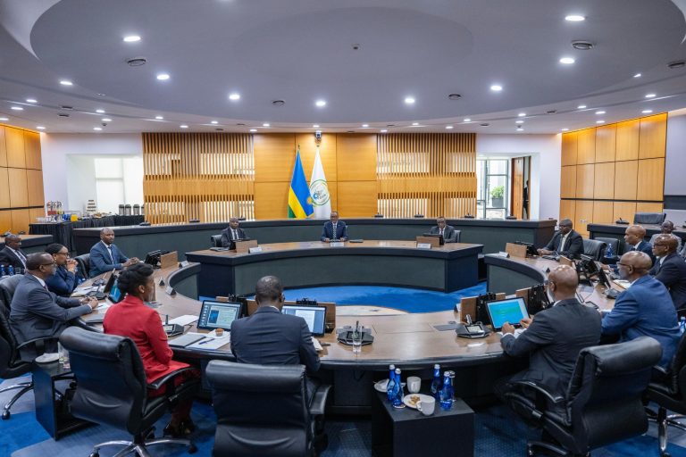 Guverinoma y’u Rwanda yacyeje intwari zazanye amahoro