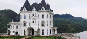 Hoteli Chateau Le Marara yakoraga nta byangombwa yahagaritswe 