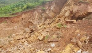 Gicumbi: Abakora mu birombe by’amabuye y’Agaciro bataka kutagira ubwishingizi