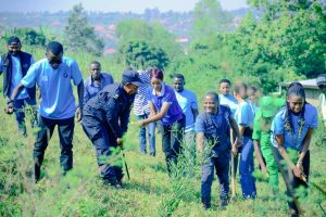 Kigali: Urubyiruko rwakoze umuganda usoza iminsi 100 yo kwibuka