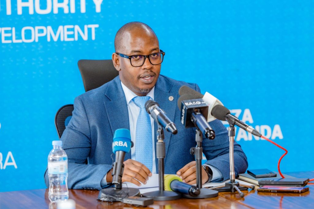 RRA yakusanyije arenga tiriyali 3 Frw mu 2024/2025