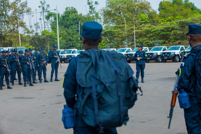 Abapolisi 240 bagiye kujya mu butumwa bw’amahoro muri Sudani y’Epfo bahawe impanuro