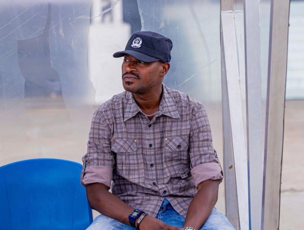 Umutoza Seninga Innocent yongereye amasezerano muri Etincelles FC