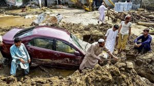 Pakistan: Abarenga 300 bapfuye abandi 200 baburirwa irengero kubera imyuzure