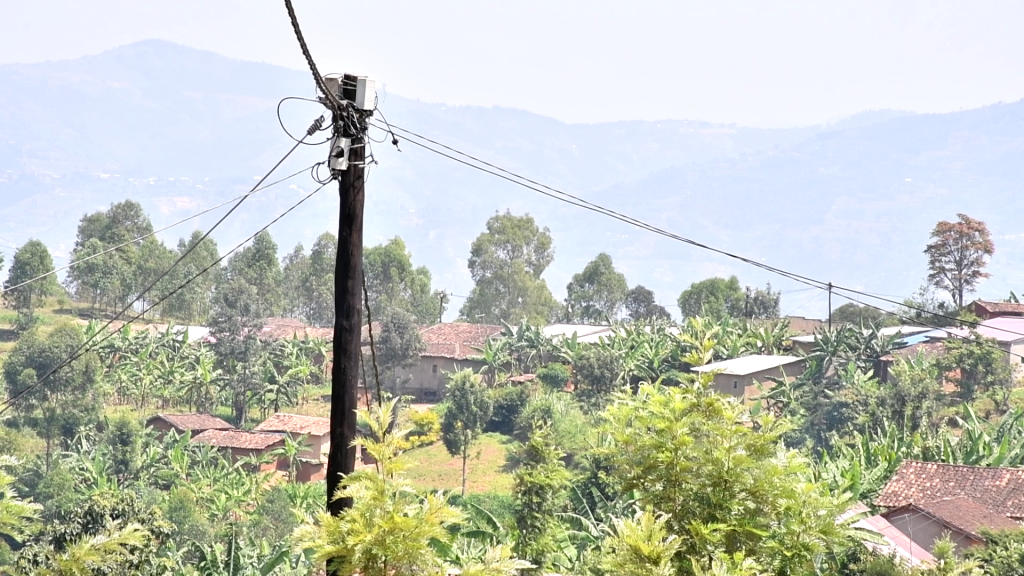 Muhanga: Umuriro wabaruhuye ingendo z’amasaha abiri bajya gushesha