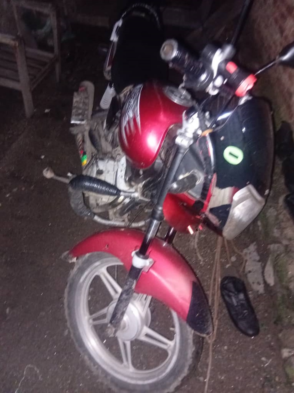 Rubavu: Hafashwe moto n’inkweto za magendu  bikekwa ko ikoreshwa n’abajura