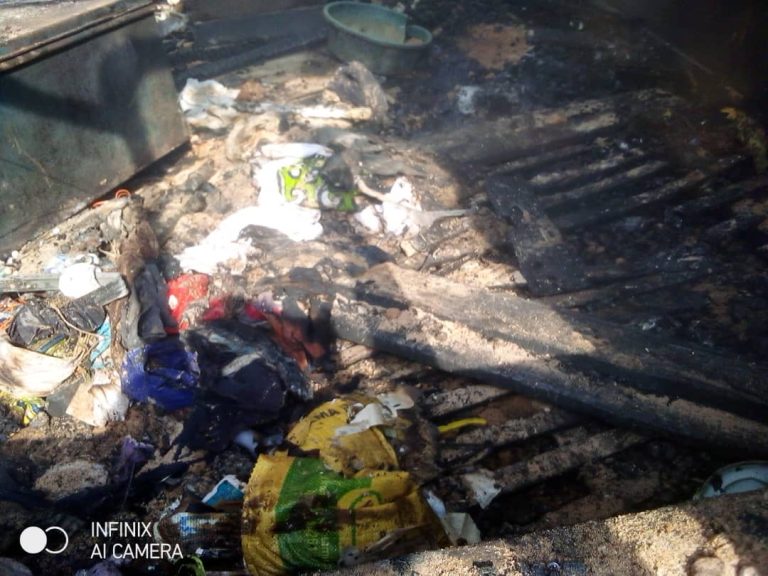 Rusizi: Inzu mwarimu yubatse mu nguzanyo yafashwe n’inkongi