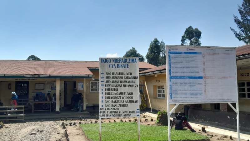 Musanze: Batungurwa n’inka zibasanga mu Kigo Nderabuzima cya Bisate 
