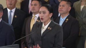 Thailand: Urukiko rweguje Minisitiri w’Intebe kubera ubugambanyi