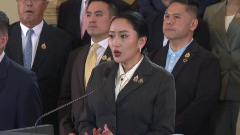 Thailand: Urukiko rweguje Minisitiri w’Intebe kubera ubugambanyi