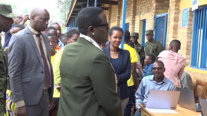 Nyaruguru: Barashima ko kwandikisha abana mu bitabo by’irangamimerere byorohejwe
