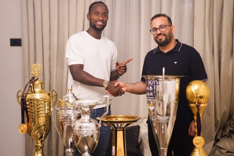 Manzi Thierry yongereye amasezerano muri Al Ahly Tripoli