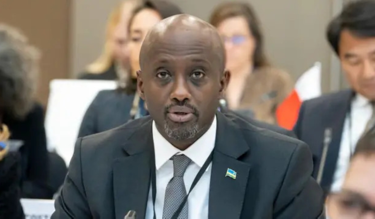 Amb. Nduhungirehe yitabiriye Inama mpuzamahanga ya Afurika na Singapore