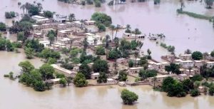 Pakistan: Abarenga ibihumbi 150 bimuwe kubera imyuzure