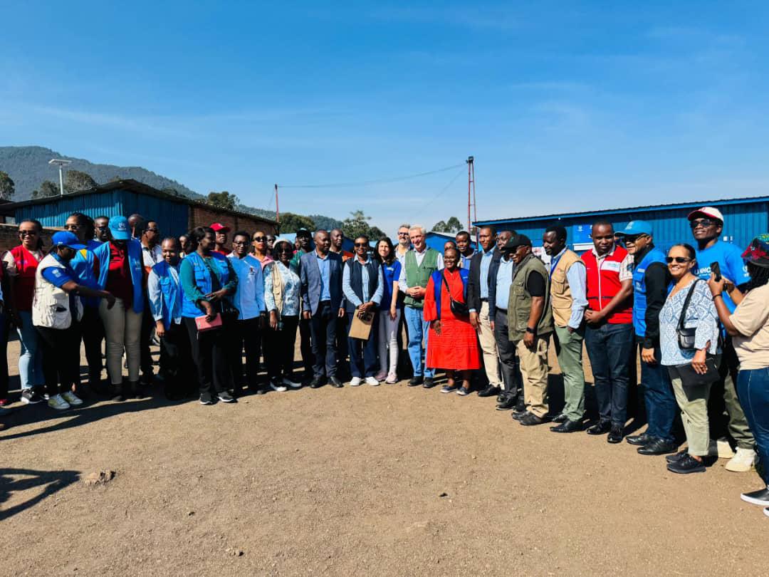 Umuyobozi wa UNHCR yasuye impunzi z’Abanyekongo zicumbikiwe muri Nkamira