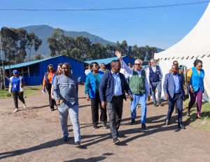 Umuyobozi wa UNHCR yasuye impunzi z’Abanyekongo zicumbikiwe muri Nkamira